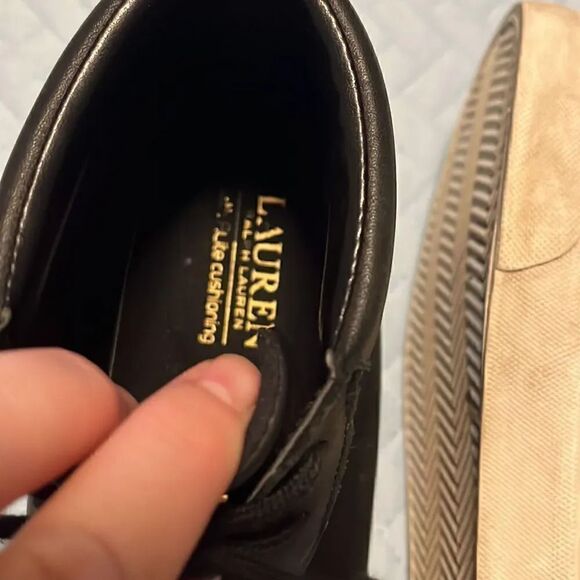 Lauren Ralph Lauren leather high tops. Size 7.5 - Picture 4 of 8